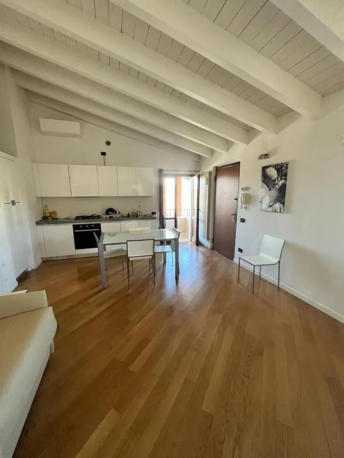 Vittoria Al Lago Apartment Desenzano del Garda